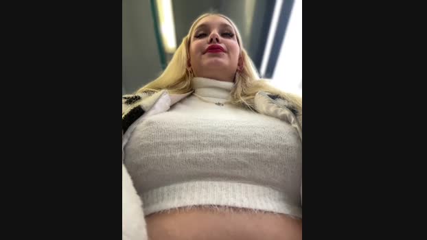 Milkyy_wway StripChat Female 12-02-2025