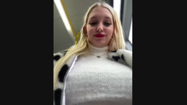 Milkyy_wway StripChat Female 12-02-2025