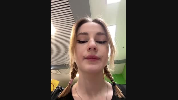 Naomi__Mi StripChat Female 12-02-2025