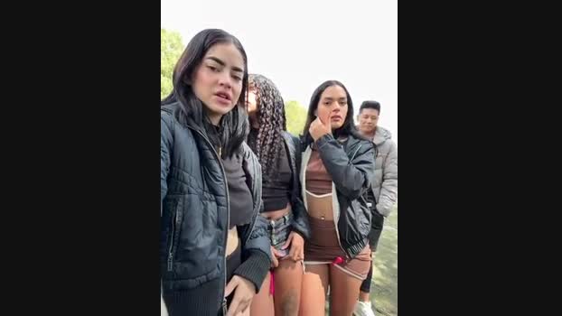 Naughty_Friends_ StripChat Female 12-02-2025