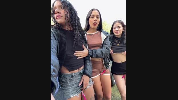 Naughty_Friends_ StripChat Female 12-02-2025