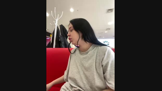 PrettyBlade StripChat Female 11-02-2025