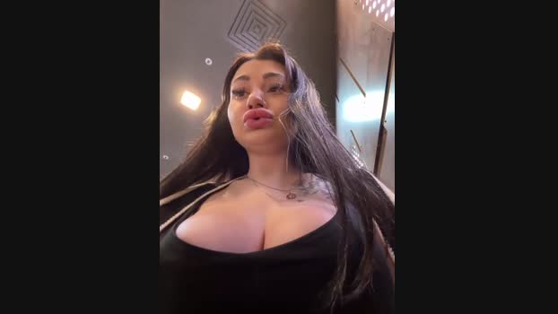 Wet__Bunny StripChat Female 11-02-2025