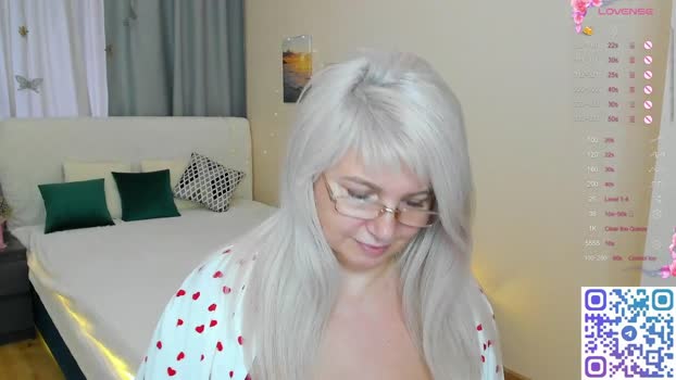 emma_pill StripChat Female 11-02-2025