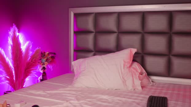 Anais_Bloom StripChat Female 12-02-2025