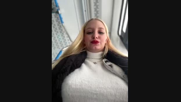 Milkyy_wway StripChat Female 13-02-2025