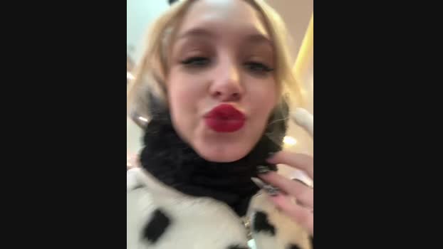 Milkyy_wway StripChat Female 13-02-2025