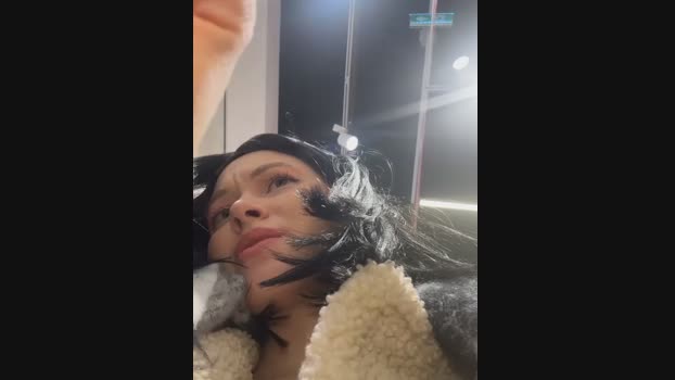 Times__Square StripChat Female 12-02-2025