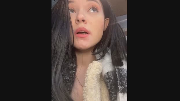 Times__Square StripChat Female 12-02-2025