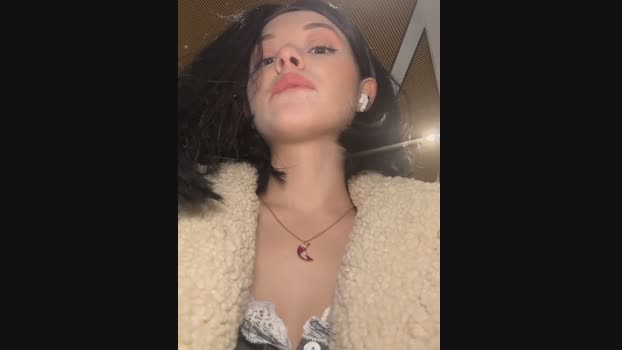 Times__Square StripChat Female 13-02-2025