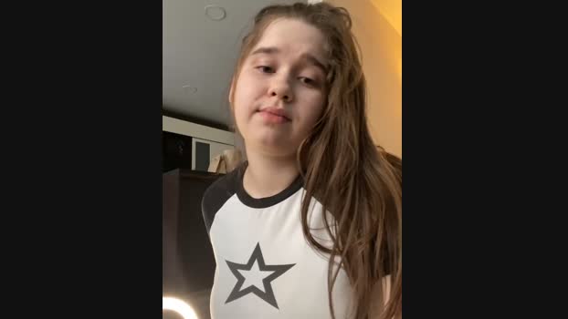 HornyGirlH StripChat Female 14-02-2025