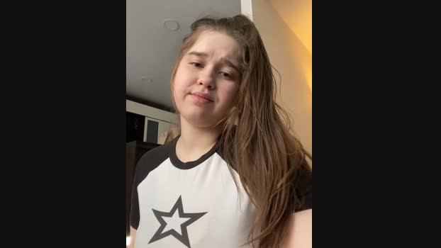 HornyGirlH StripChat Female 14-02-2025