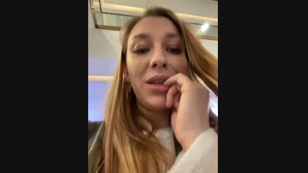 Sweet___Emily StripChat Female 13-02-2025