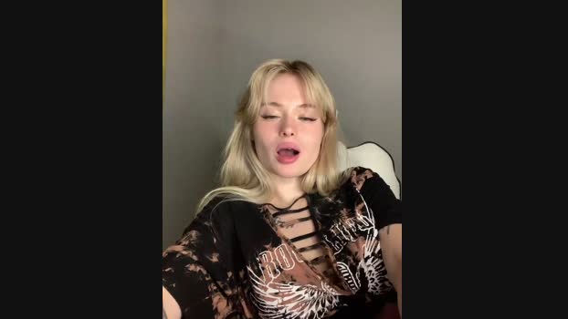 Vladamais StripChat Female 13-02-2025