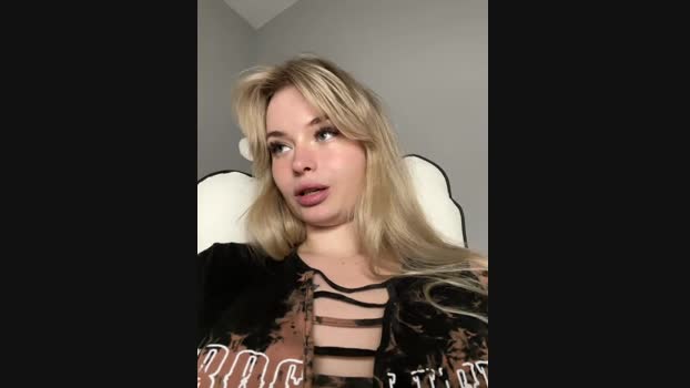 Vladamais StripChat Female 13-02-2025