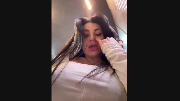 Wet__Bunny StripChat Female 14-02-2025