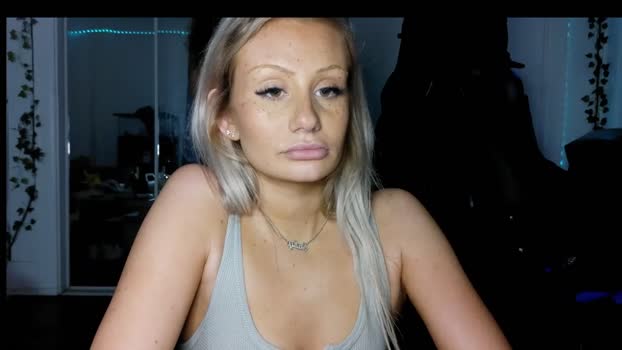 daisyyy02 Chaturbate Couple 13-02-2025