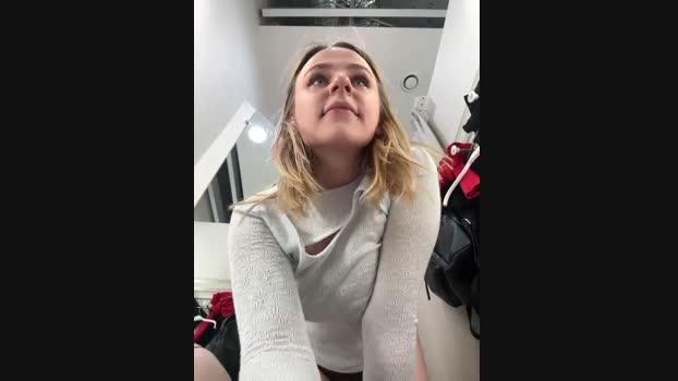 elegant_babe StripChat Female 14-02-2025