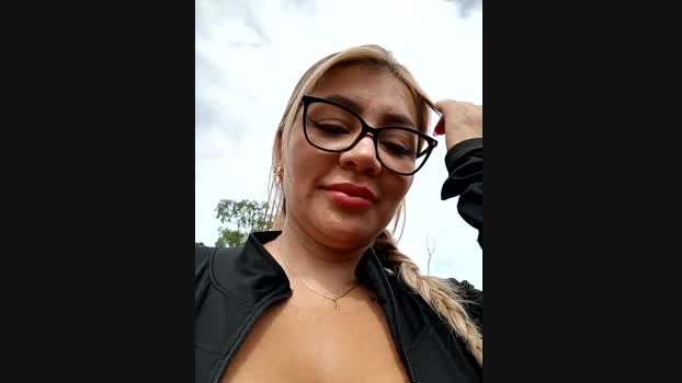DIANITA_1988 StripChat Female 14-02-2025
