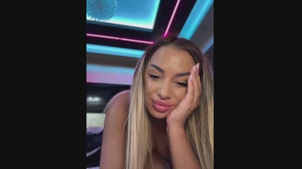 KirstieVegas StripChat Female 14-02-2025