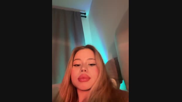 curchez_ StripChat Female 14-02-2025