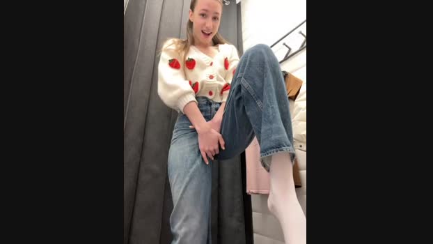 Lia__Love StripChat Female 17-02-2025