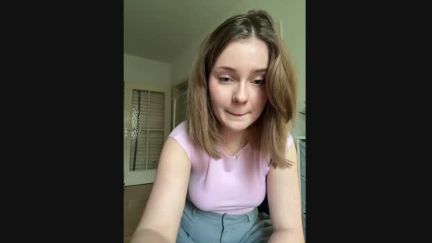 MaribelRiver StripChat Female 17-02-2025