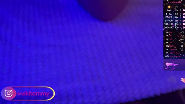 VIKITOMMY StripChat Female 17-02-2025