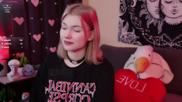 hellenhornny Chaturbate Female 17-02-2025