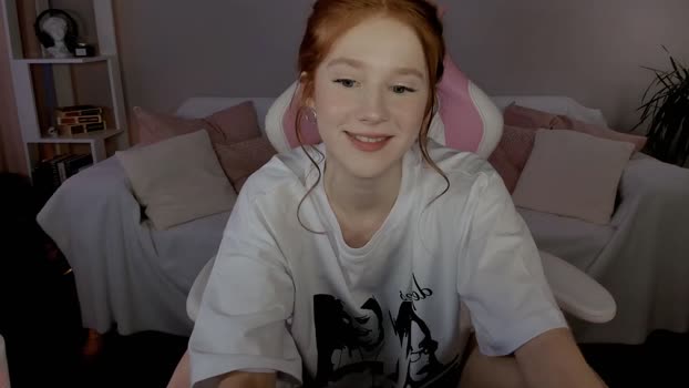 leahsthetics Chaturbate Female 16-02-2025