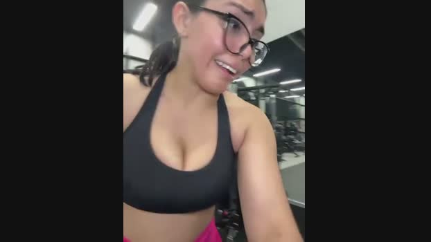 zui_lu StripChat Female 16-02-2025