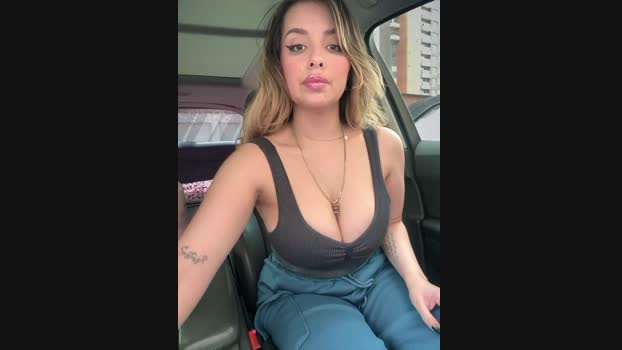 Alirawrz StripChat Female 17-02-2025