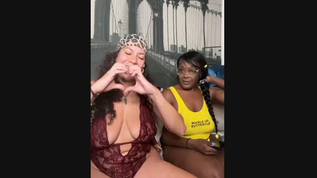 Bigbuttbrooklynn StripChat Female 17-02-2025