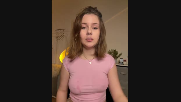 MaribelRiver StripChat Female 17-02-2025