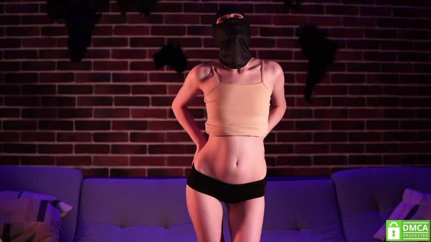 angeldixon StripChat Female 17-02-2025