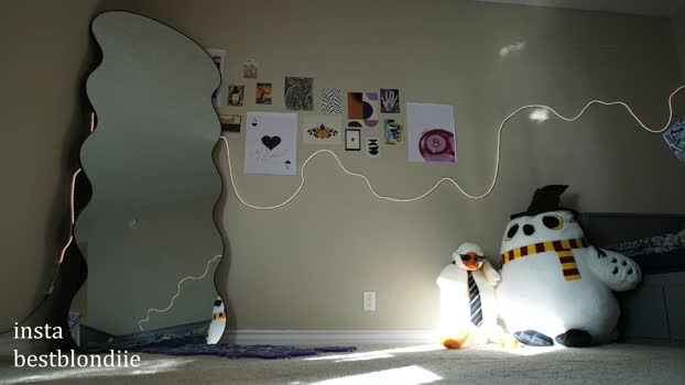 bestblondiiecb Chaturbate Female 17-02-2025