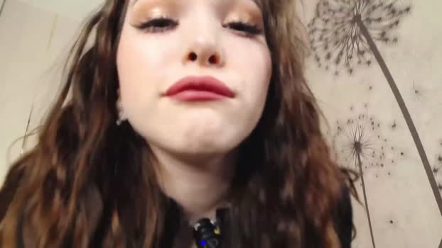 -Amora StripChat Female 19-02-2025