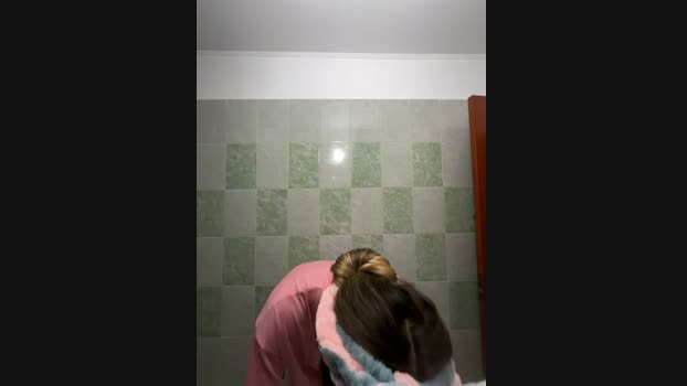 BonyBon29 StripChat Female 18-02-2025