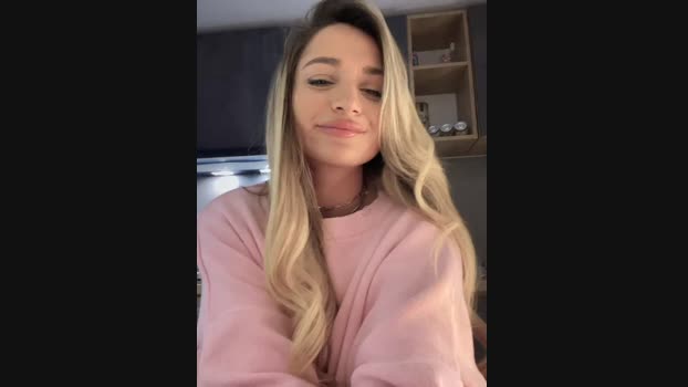 Ivy_Bae StripChat Female 19-02-2025
