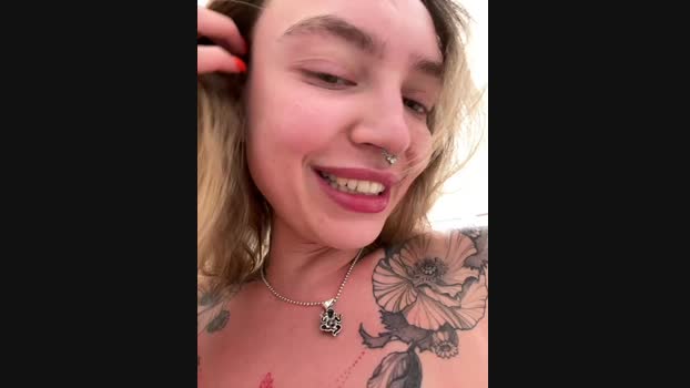 Miss_Elfie StripChat Female 19-02-2025
