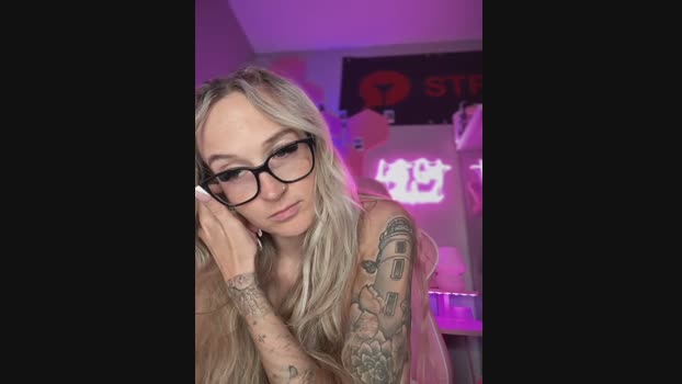 _Rapunzel_ StripChat Female 18-02-2025