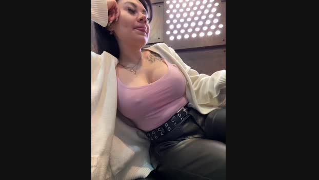 Wet__Bunny StripChat Female 18-02-2025