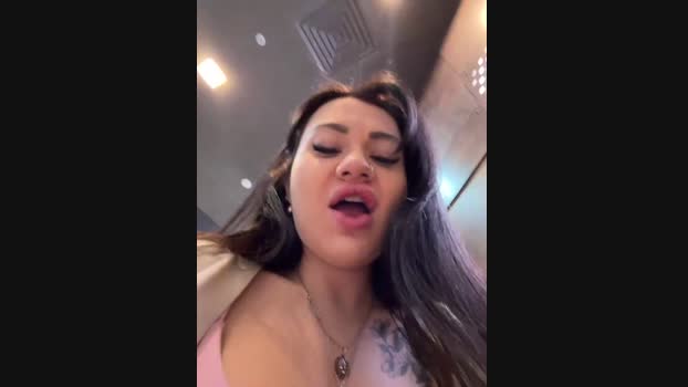 Wet__Bunny StripChat Female 18-02-2025