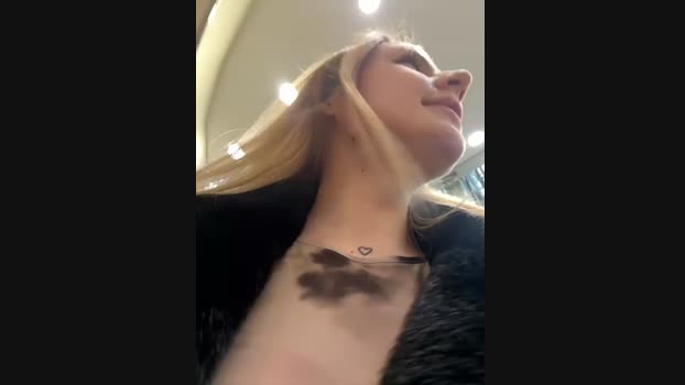 elegant_babe StripChat Female 19-02-2025