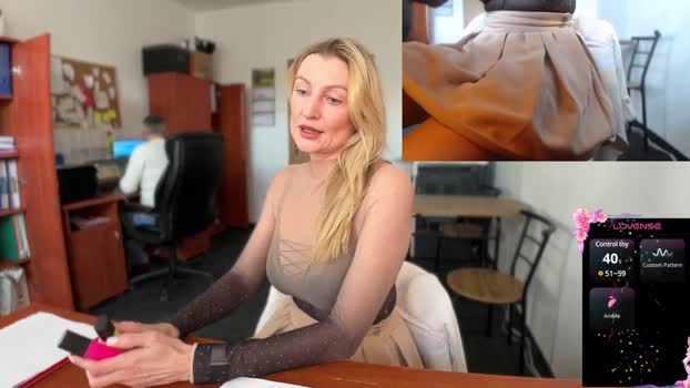 legsLONG StripChat Female 19-02-2025