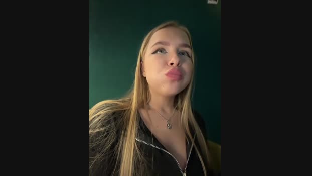 mur_girl StripChat Female 19-02-2025