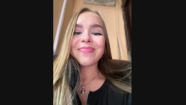 mur_girl StripChat Female 19-02-2025