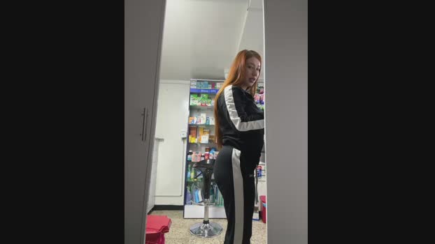 roouse StripChat Female 18-02-2025