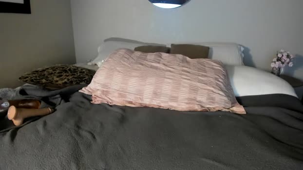 sexxylaurab Chaturbate Female 18-02-2025