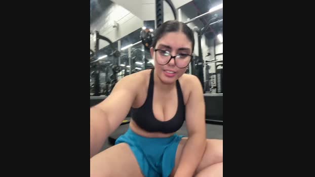 zui_lu StripChat Female 18-02-2025